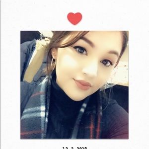 Meet your Posher, Kimberly